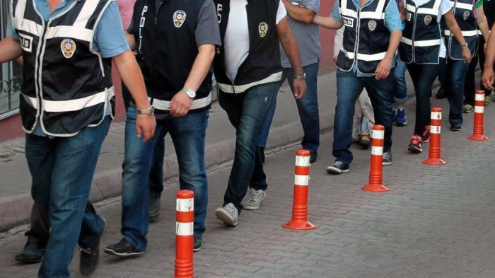 Gümüşhane Dahil 11 İlde FETÖ'nün TSK Yapılanmasına Operasyon: 22 Gözaltı