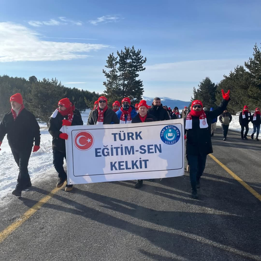 Kelkit Türk Eğitim-Sen Ailesi Sarıkamış Şehitleri İçin Yürüdü