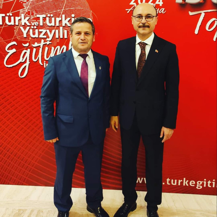 Kelkit Türk Eğitim-Sen İlçe Başkanı Nihat Köksal Antalya'da İstişare Toplantısına Katıldı